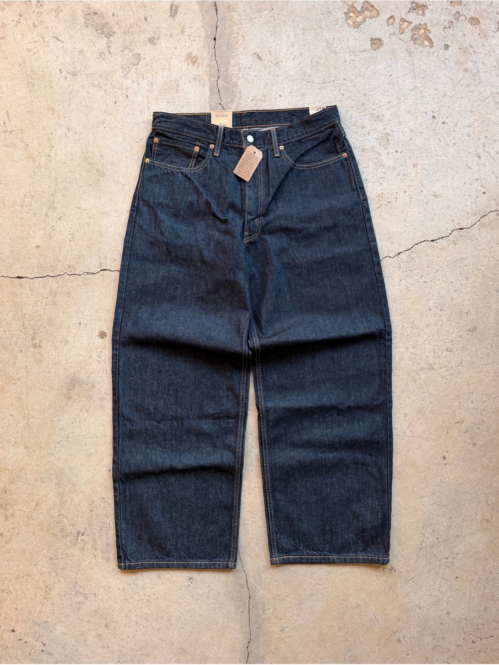 Levi’s Baggy Raw Jeans